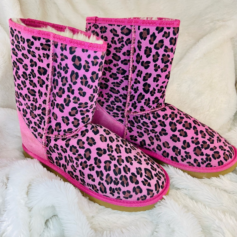 Pink leopard print winter boots